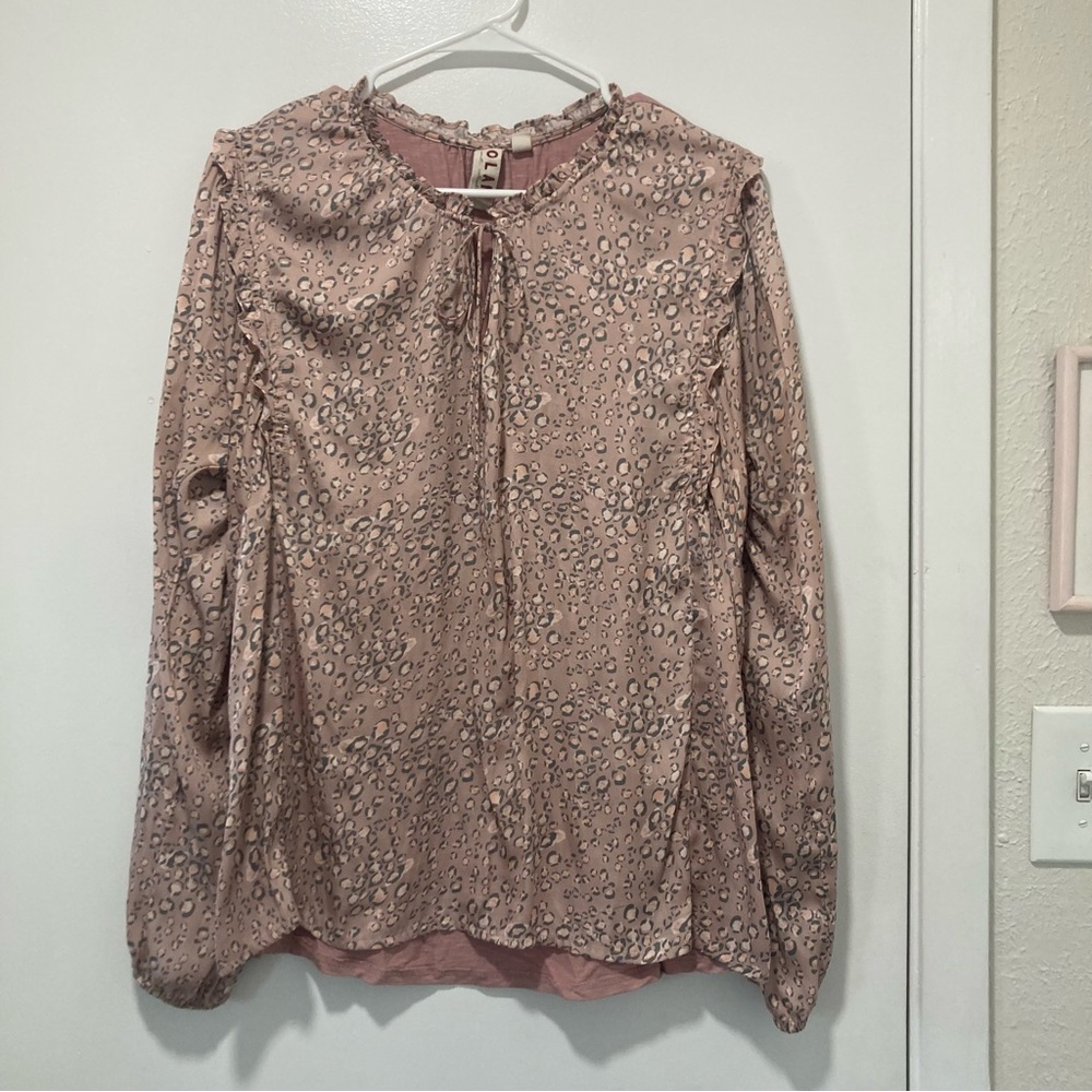 Dolan by Anthropology Women’s Pink Leopard Print Top
